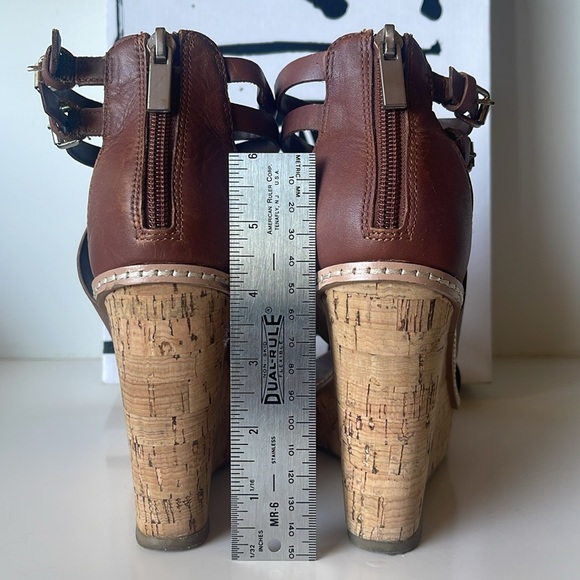 Wedge Platform Sandals - Picture 4 of 7